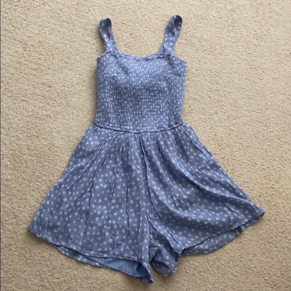 ISO: Hollister blue pattern romper size LARGE